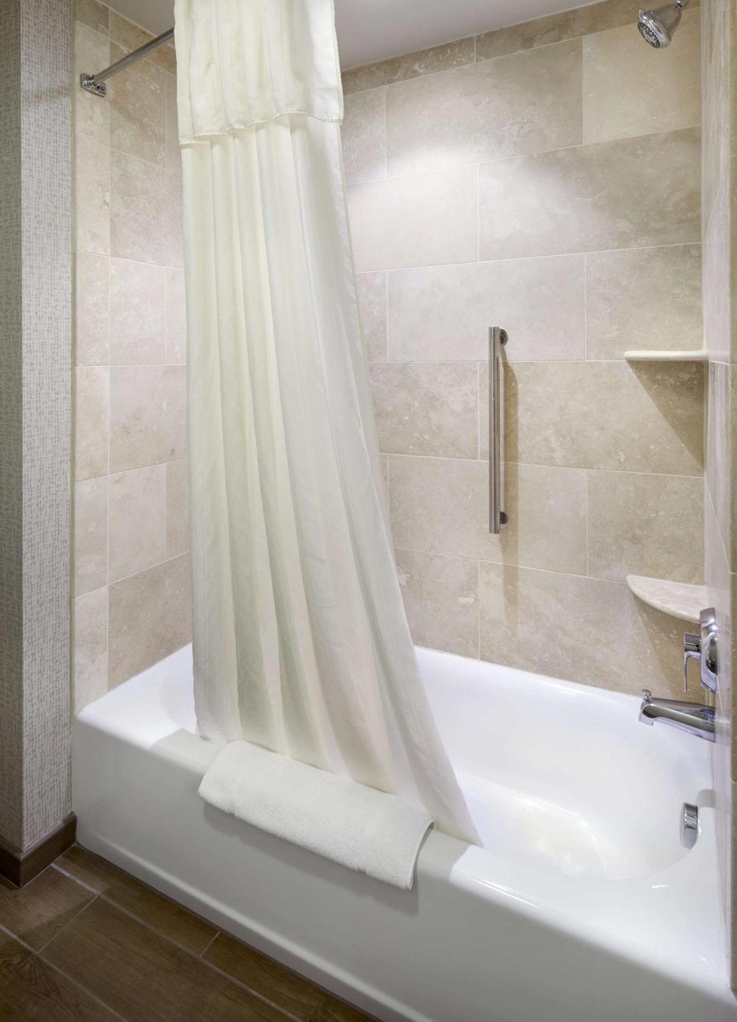 Homewood Suites By Hilton Pittsburgh Airport/Robinson Mall Area Moon Township Extérieur photo
